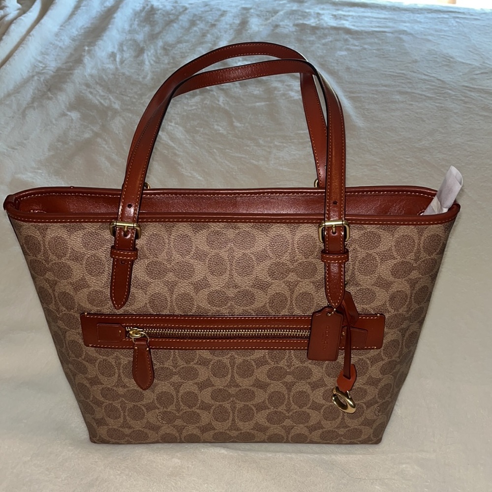 NWT Coach Signature Taylor Tote - gorgeous medium sized bag